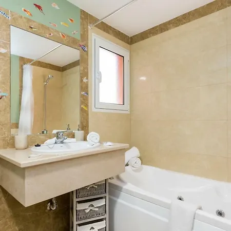 Tropical Beach Litoralmar Apartment *